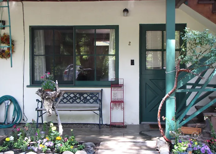 Kern Riverfront Lodge